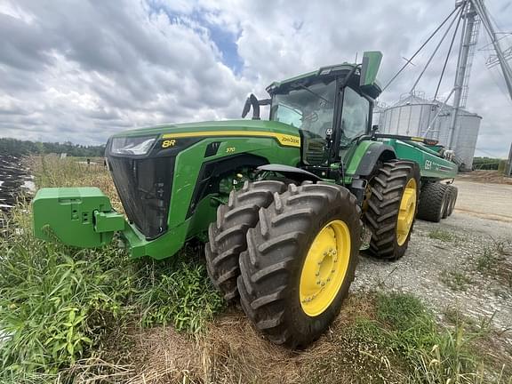 Image of John Deere 8R 370 equipment image 1