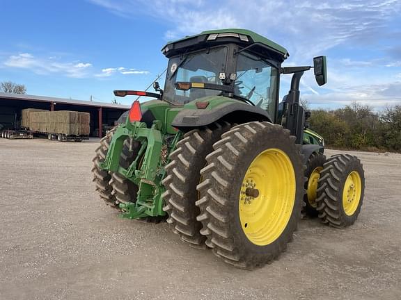 Image of John Deere 8R 370 equipment image 4