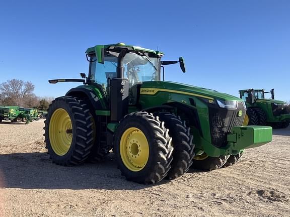 Image of John Deere 8R 370 equipment image 2