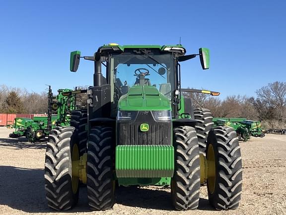 Image of John Deere 8R 370 equipment image 1