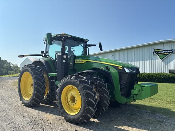 Image of John Deere 8R 370 equipment image 1