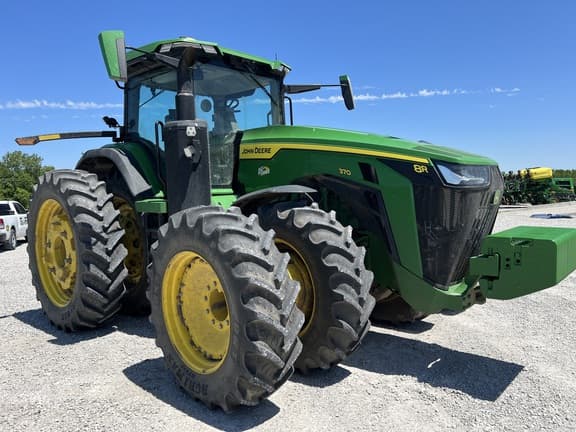 Image of John Deere 8R 370 equipment image 1