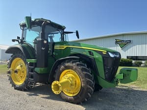2024 John Deere 8R 370 Image