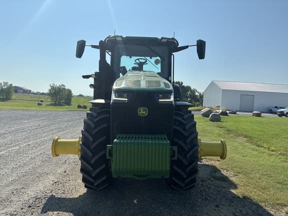 Image of John Deere 8R 370 equipment image 1