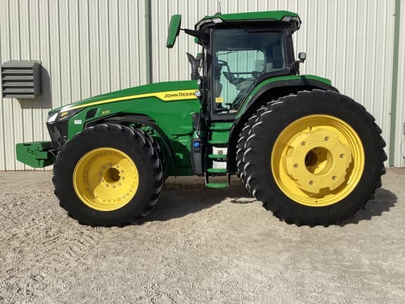 Image of John Deere 8R 370 Primary image