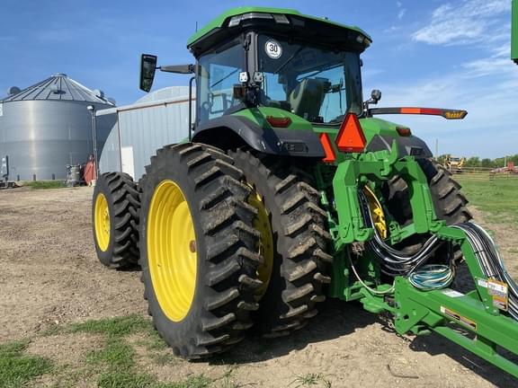 Image of John Deere 8R 370 equipment image 3