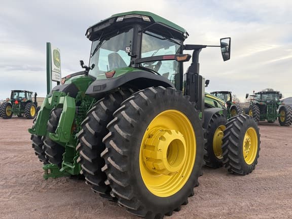 Image of John Deere 8R 370 equipment image 3