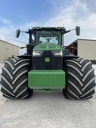 Image of John Deere 8R 370 equipment image 4
