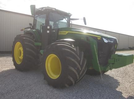 Image of John Deere 8R 370 equipment image 4