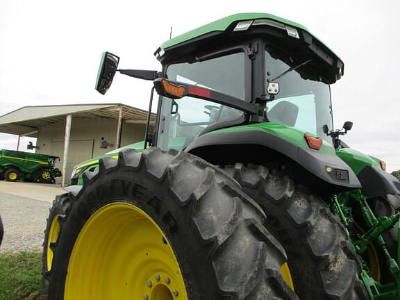 Image of John Deere 8R 410 equipment image 1