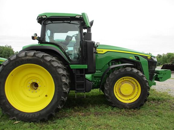 Image of John Deere 8R 410 equipment image 4
