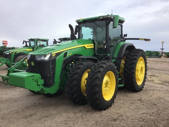 Image of John Deere 8R 410 equipment image 1