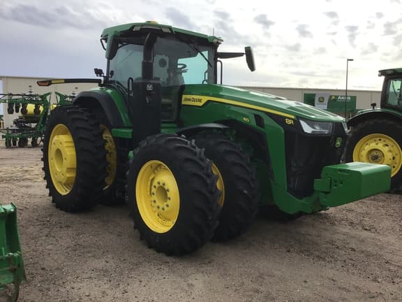 Image of John Deere 8R 410 equipment image 1