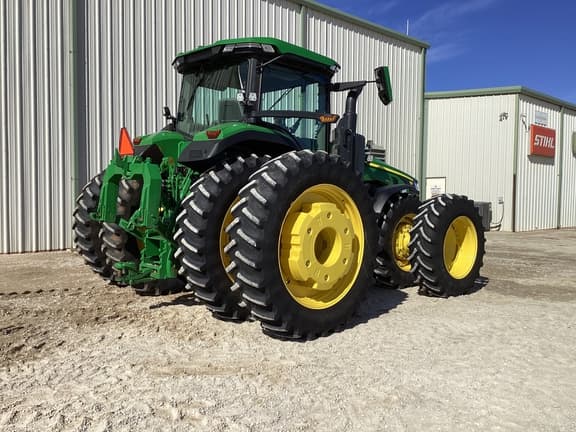 Image of John Deere 8R 410 equipment image 4