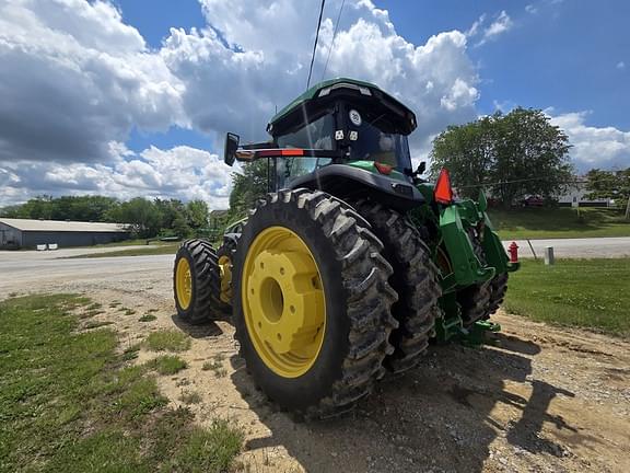Image of John Deere 8R 410 equipment image 4