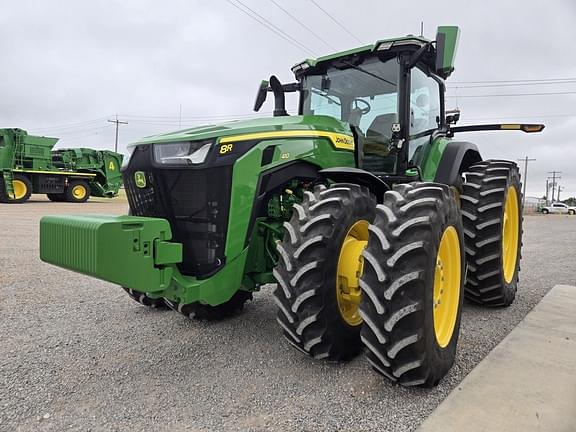 Image of John Deere 8R 410 equipment image 3