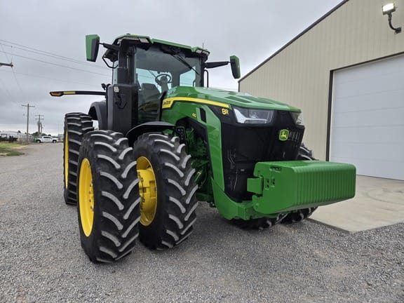 2024 John Deere 8R 410 Equipment Image0