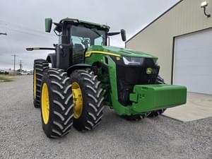 2024 John Deere 8R 410 Image