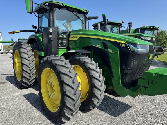 Image of John Deere 8R 410 equipment image 3