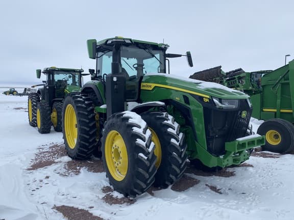 Image of John Deere 8R 410 equipment image 2