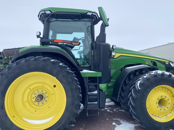 Image of John Deere 8R 410 equipment image 3