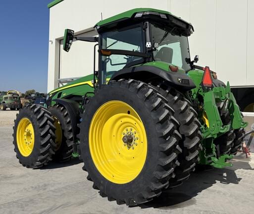 Image of John Deere 8R 410 equipment image 4