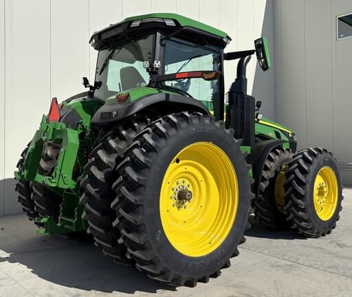Image of John Deere 8R 410 equipment image 2