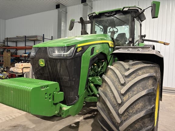 Image of John Deere 8R 410 equipment image 1