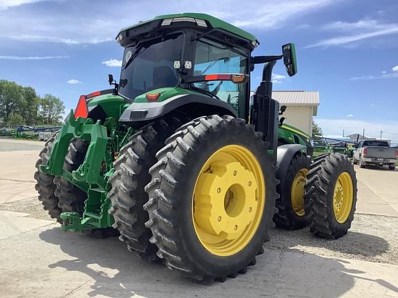 Image of John Deere 8R 410 equipment image 3