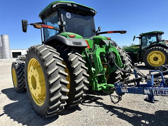 Image of John Deere 8R 410 equipment image 4