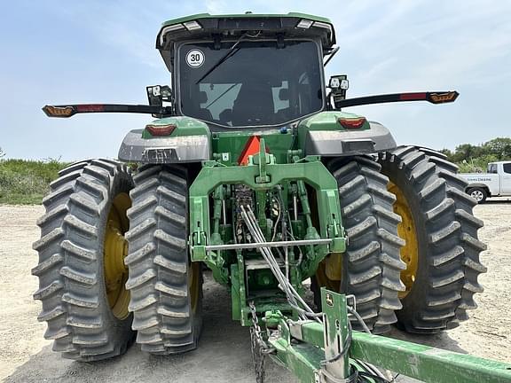 Image of John Deere 8R 410 equipment image 4