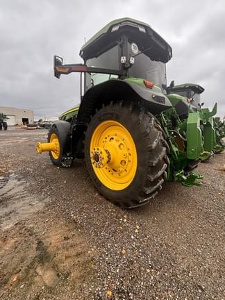 Image of John Deere 8R 410 equipment image 2