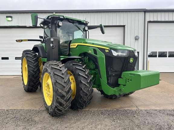 2024 John Deere 8R 410 Equipment Image0