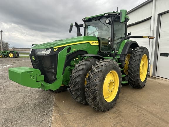 Image of John Deere 8R 410 equipment image 1