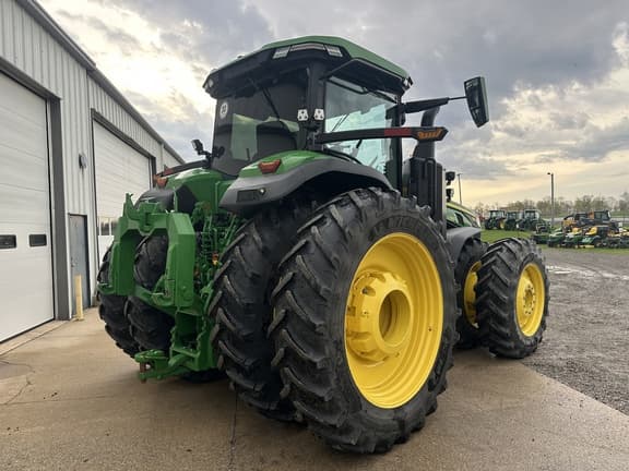 Image of John Deere 8R 410 equipment image 4