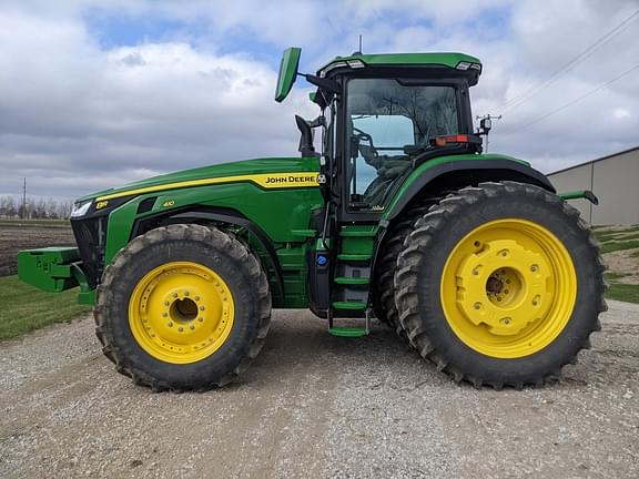 Image of John Deere 8R 410 equipment image 1