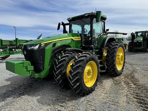 Image of John Deere 8R 410 equipment image 3