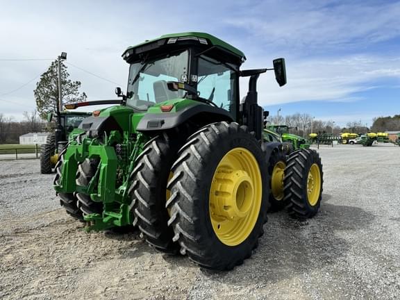 Image of John Deere 8R 410 equipment image 4
