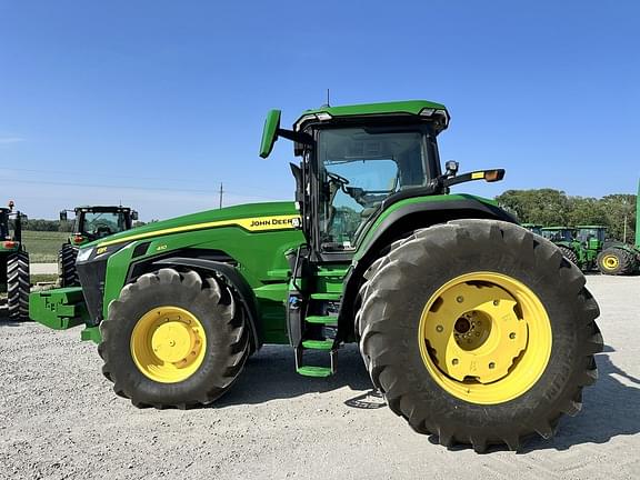 Image of John Deere 8R 410 equipment image 2
