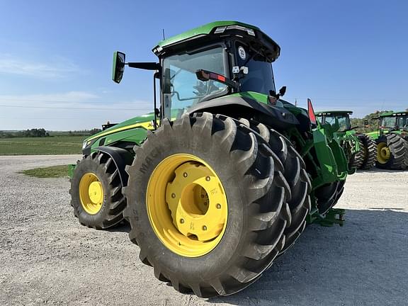 Image of John Deere 8R 410 equipment image 4