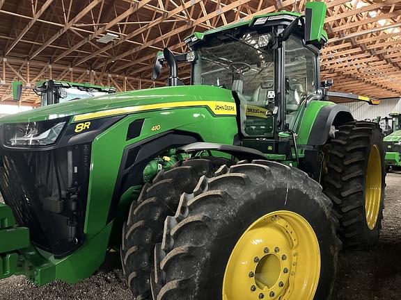Image of John Deere 8R 410 equipment image 2