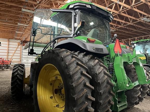 Image of John Deere 8R 410 equipment image 3