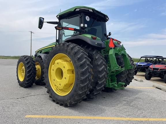 Image of John Deere 8R 410 equipment image 2