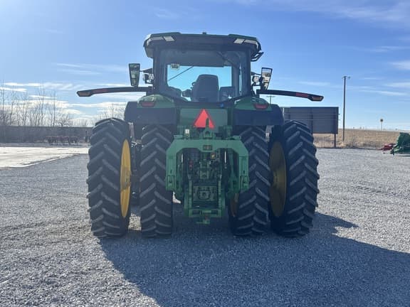 Image of John Deere 8R 410 equipment image 2