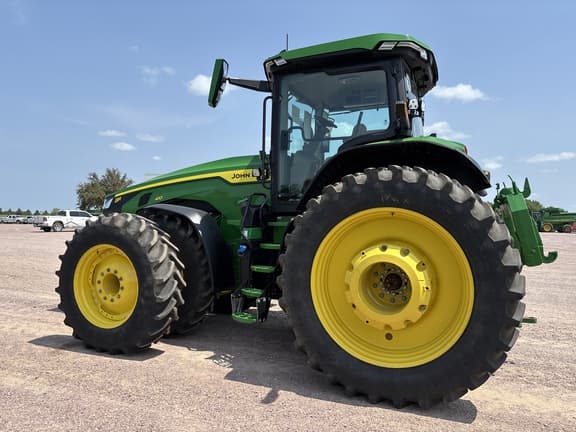 Image of John Deere 8R 410 equipment image 4