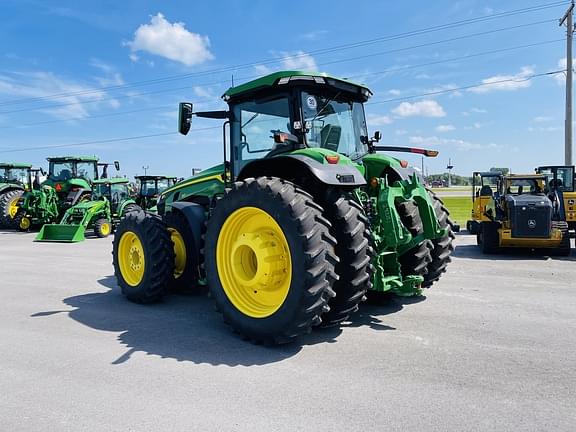 Image of John Deere 8R 410 equipment image 2