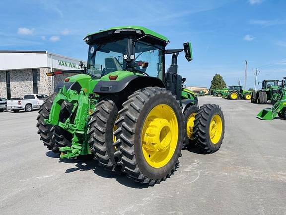 Image of John Deere 8R 410 equipment image 4
