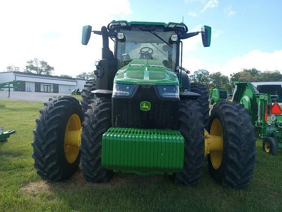 Image of John Deere 8R 410 equipment image 2