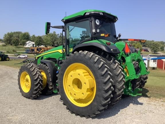 Image of John Deere 8R 410 equipment image 4