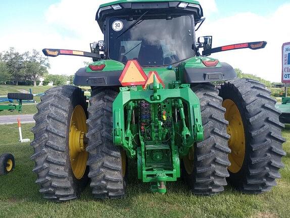Image of John Deere 8R 410 equipment image 3